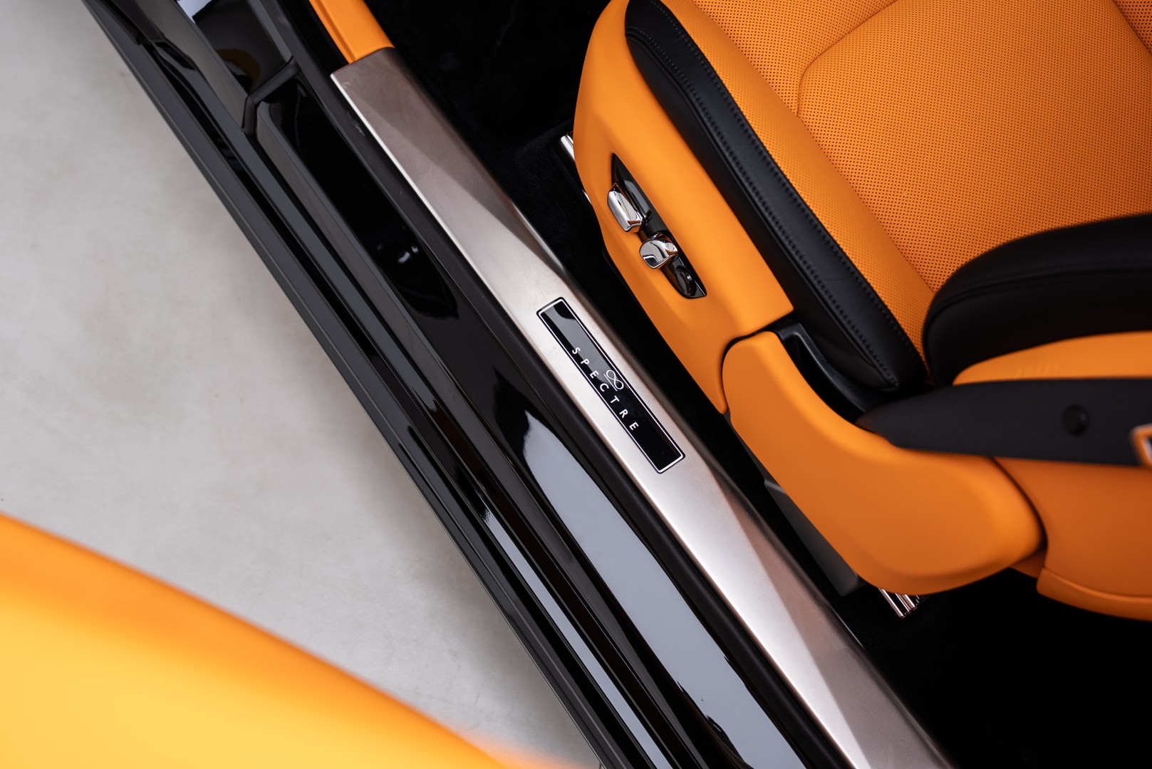 2026 ROLLS ROYCE SPECTRE | BLACK BADGE | FULL OPTION |